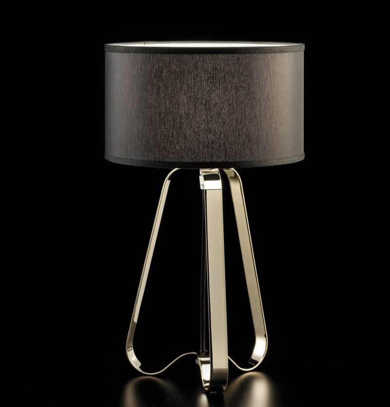 Lily Table