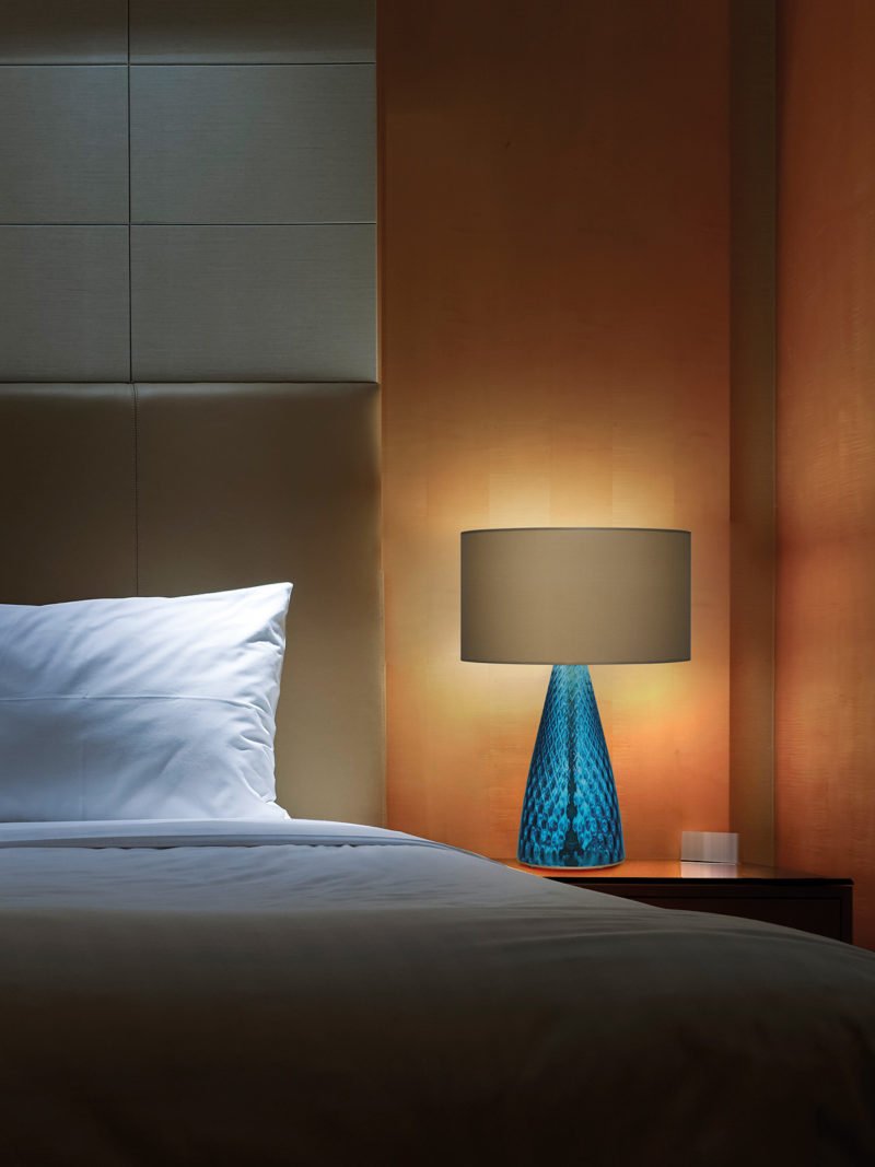 Cheers small table lamp