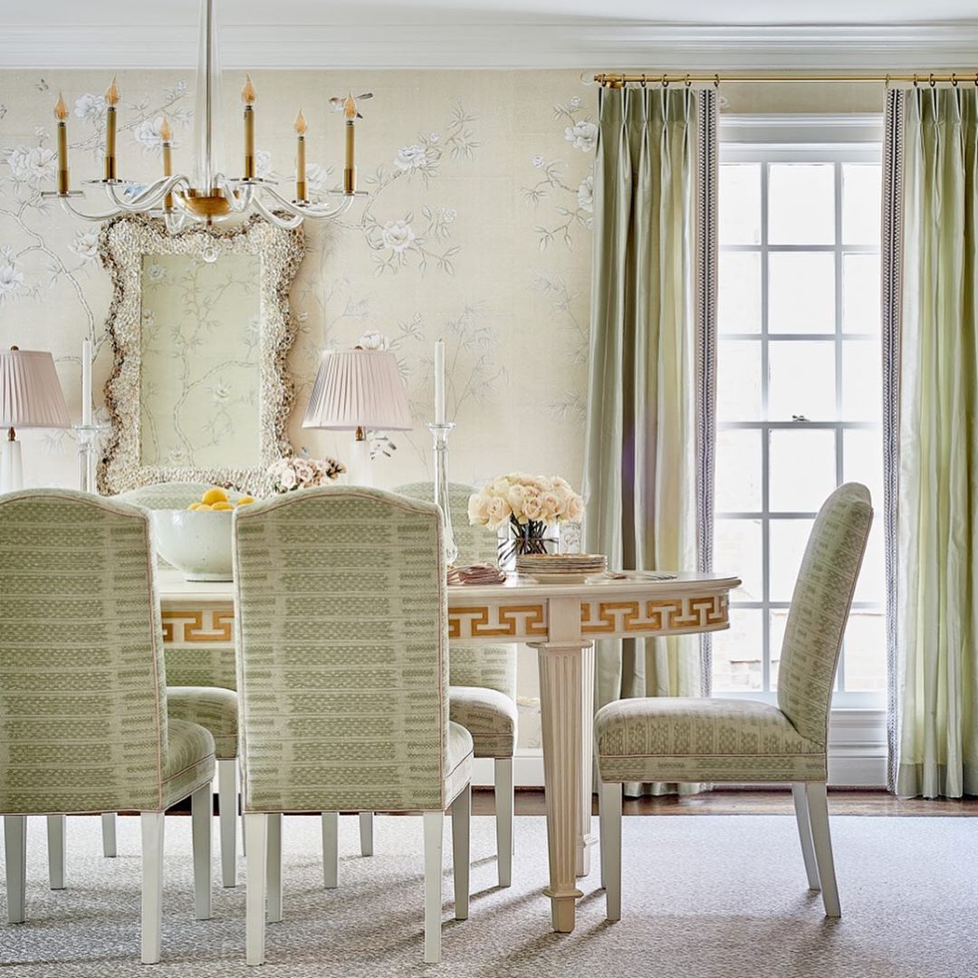 Bernardo Medium Chandelier