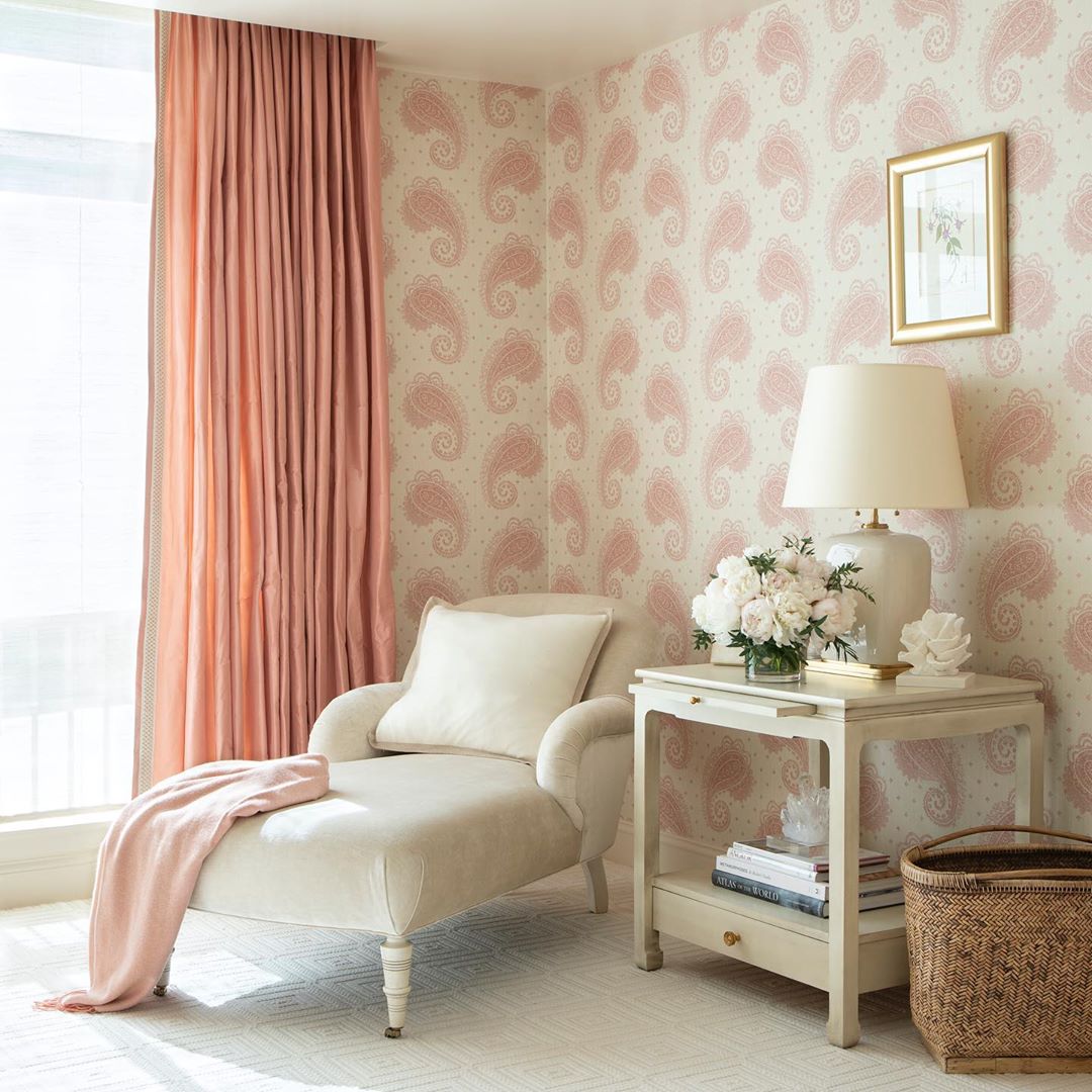 Mimi Table Lamp in Light Honey