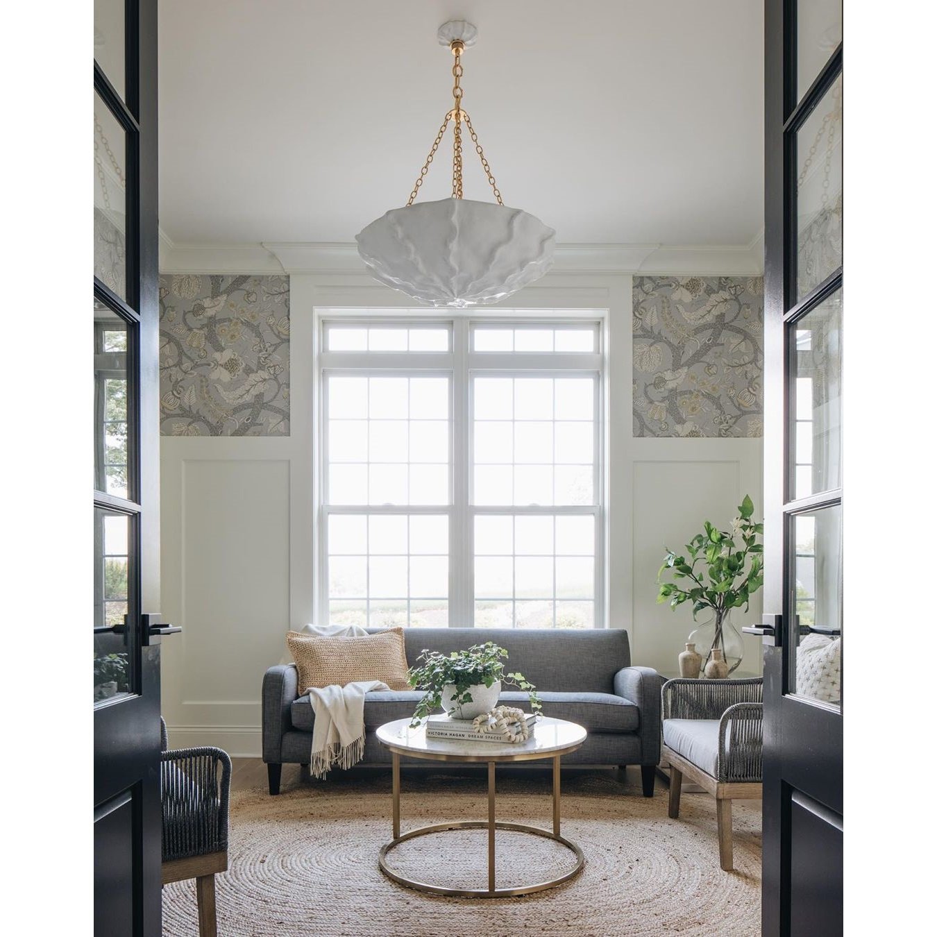Benit Sculpted Chandelier