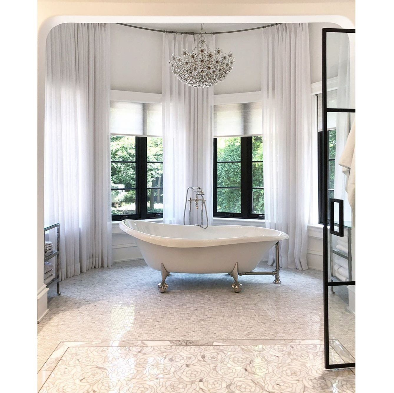 Claret Short Chandelier