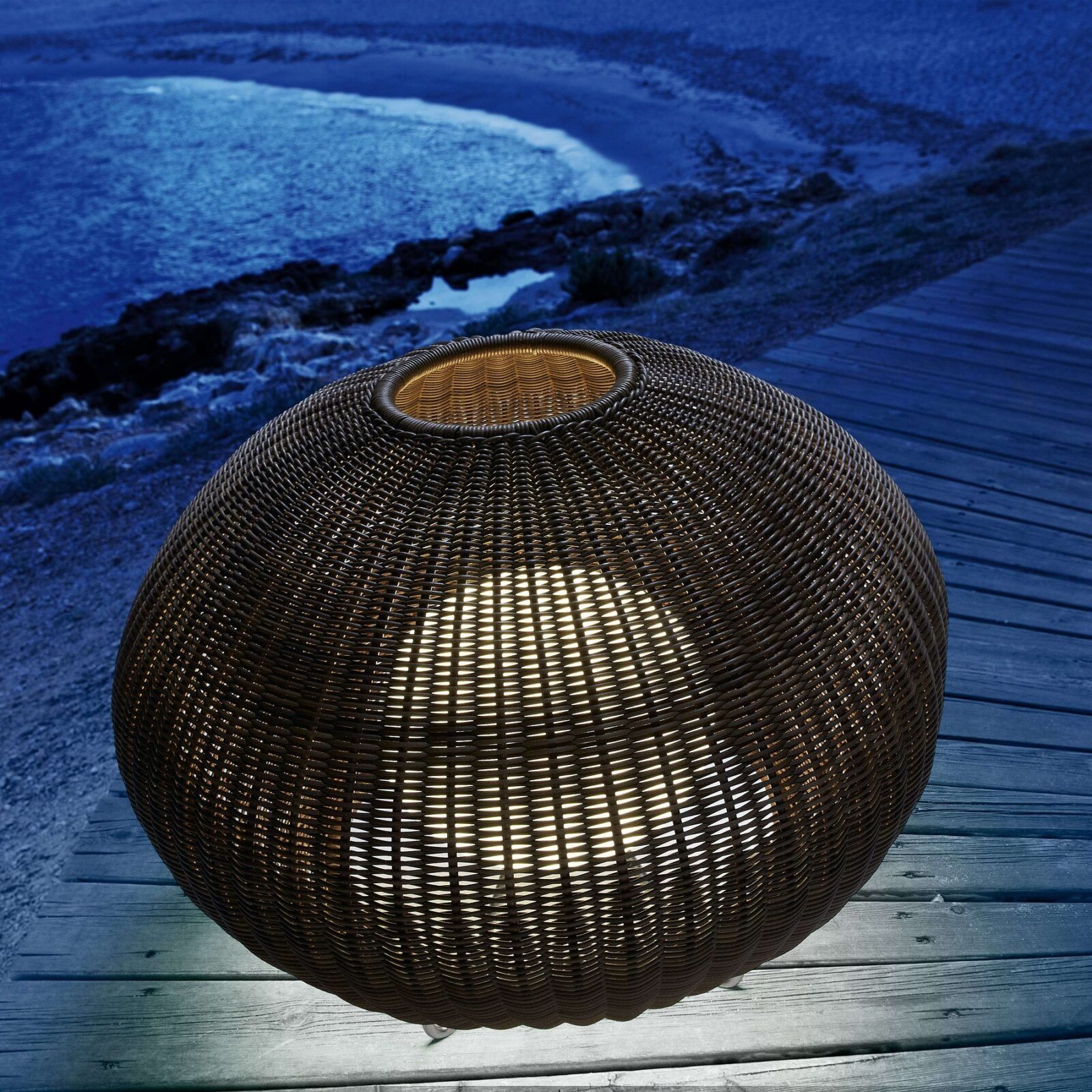 Garota  F  P/01 Outdoor