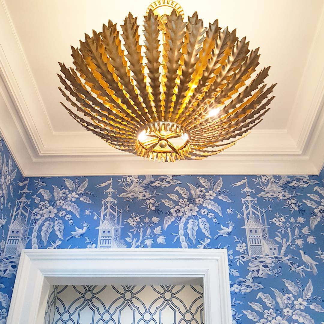 Hampton Medium Chandelier