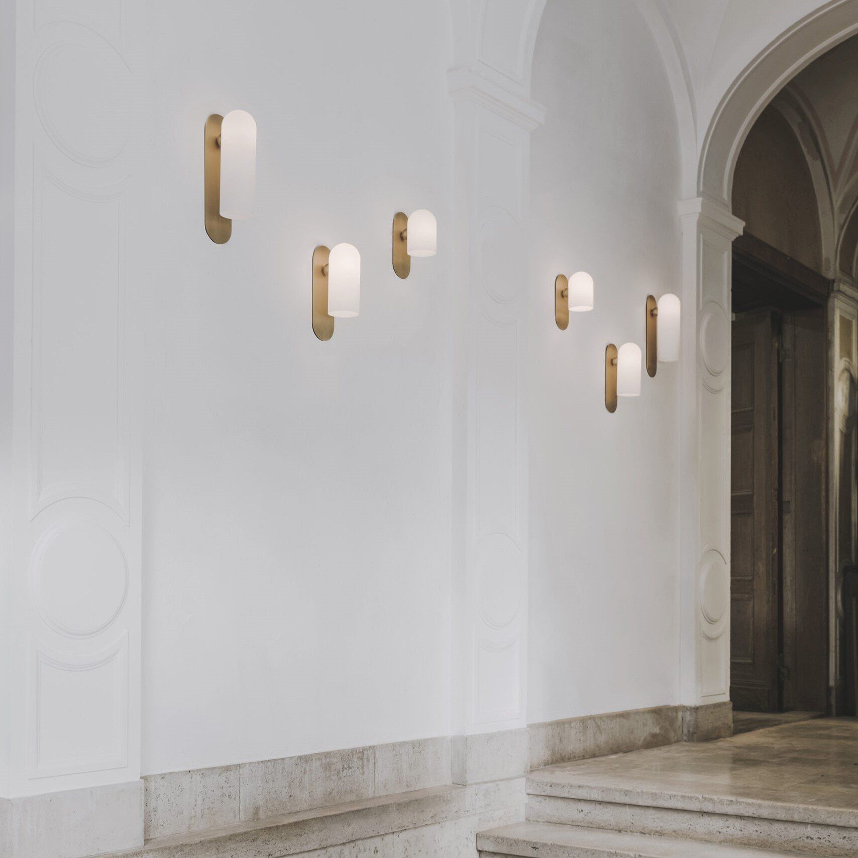 Odyssey Wall Light Medium
