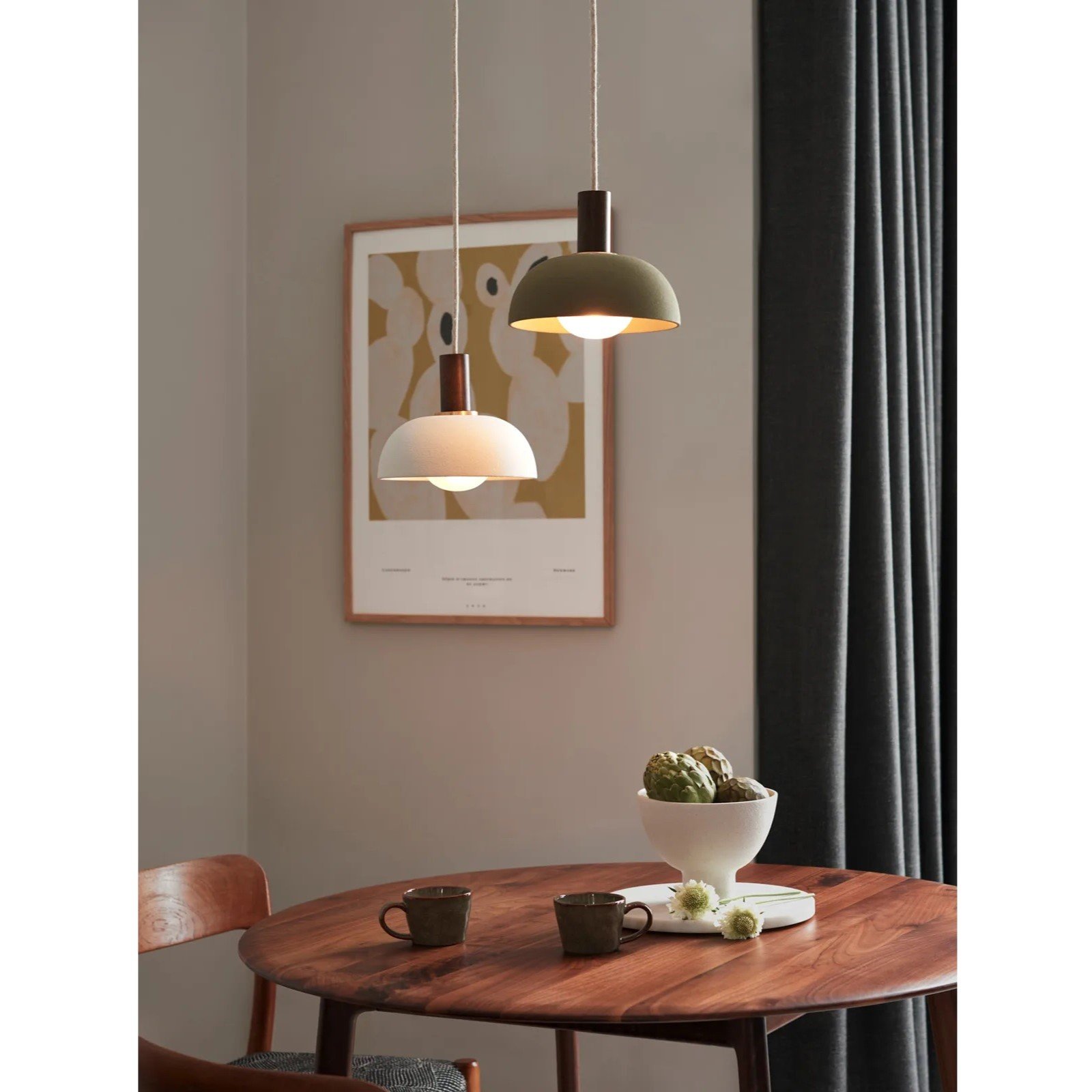 Ona ivory pendant