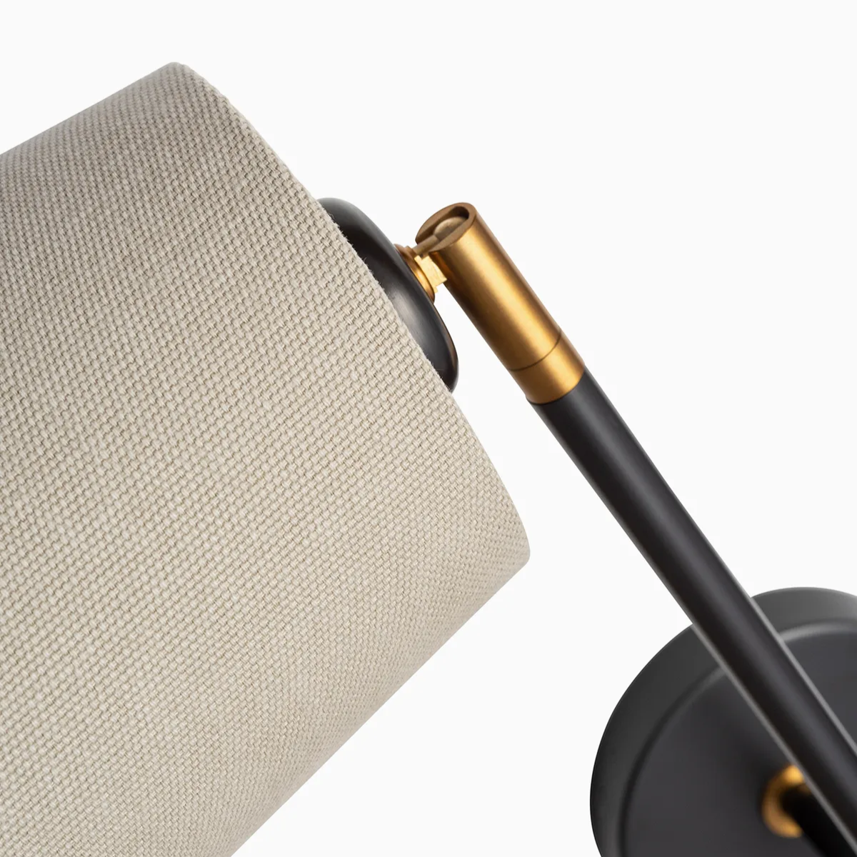 Andro wall light