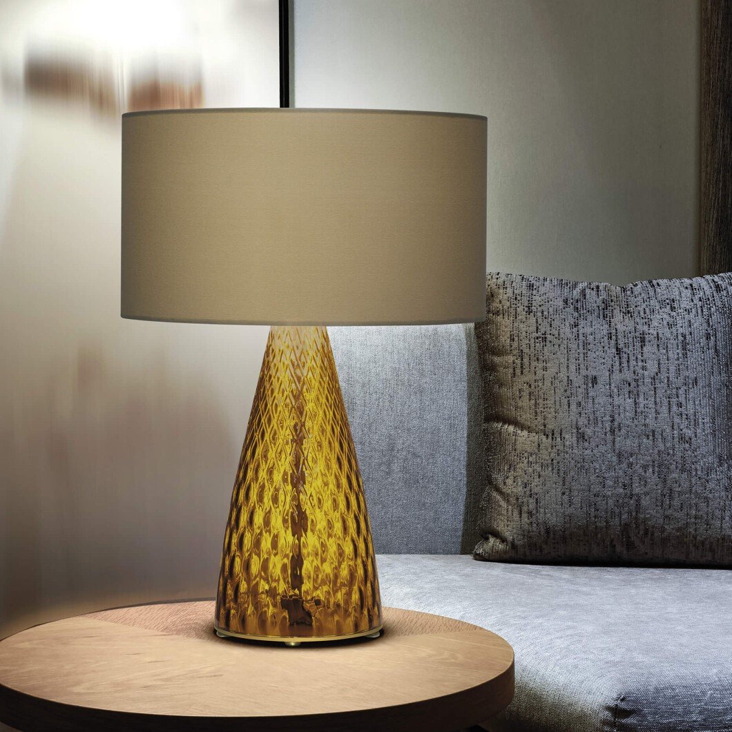 Cheers small table lamp