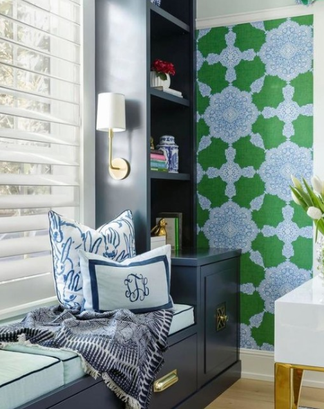Go Lightly Sconce