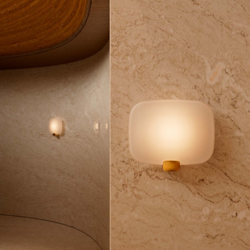 Light Me Tender Horizontal