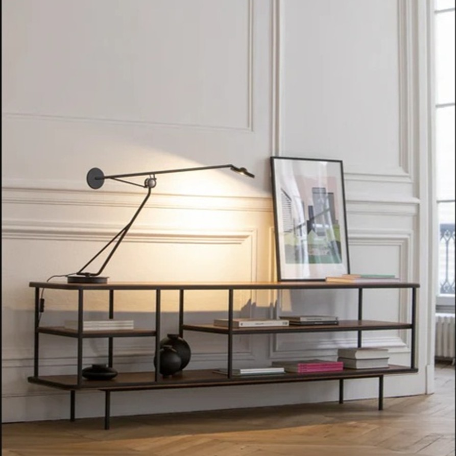 Aaro Table